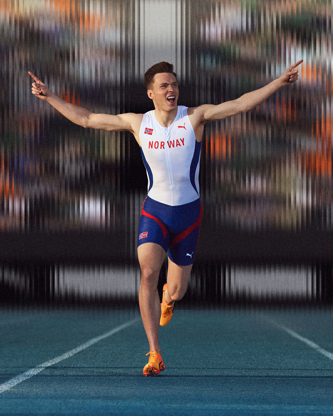 Karsten Warholm celebrating