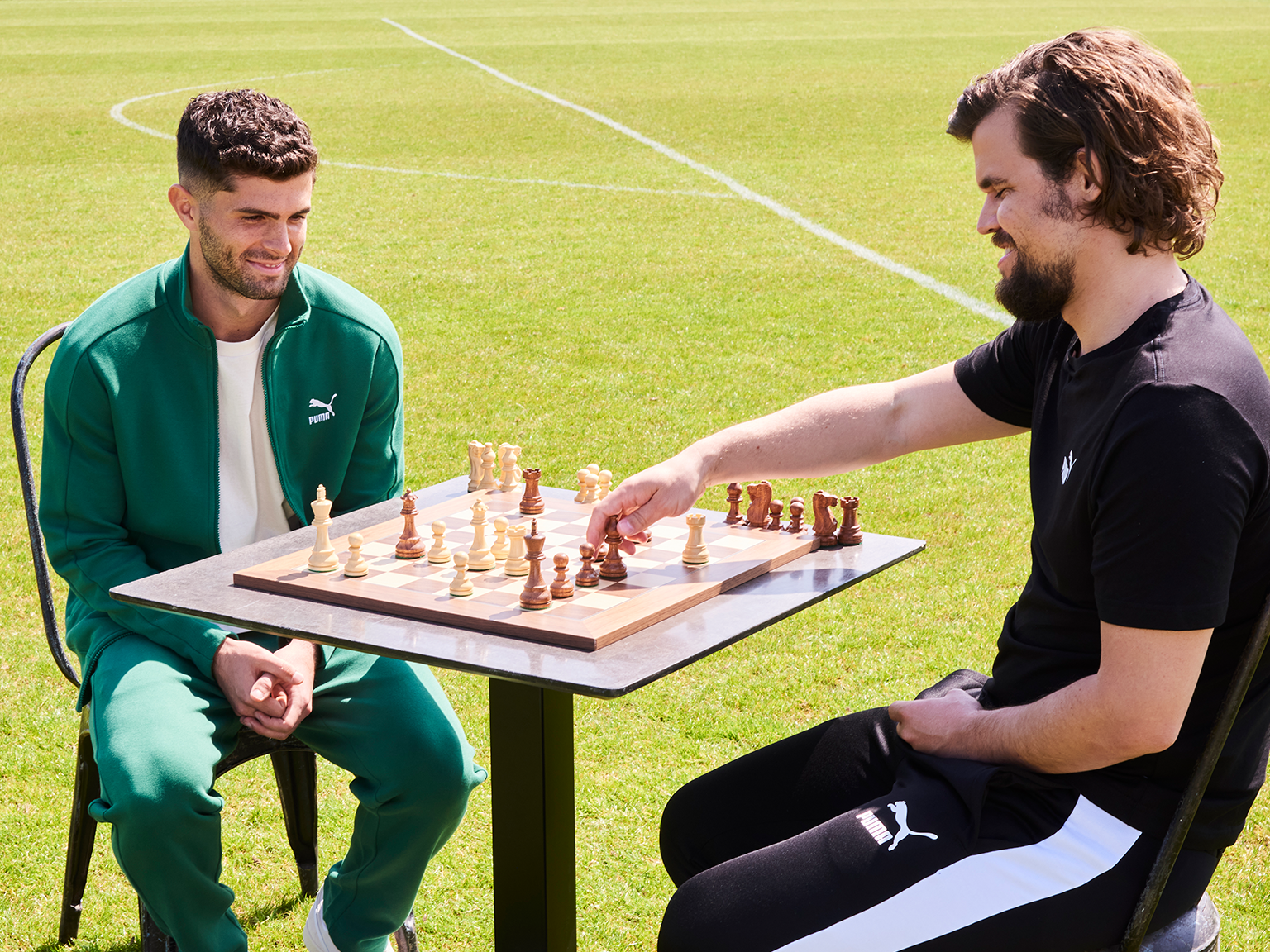 Christian Pulisic compares soccer to chess in chat with grandmaster Magnus  Carlsen - Soccer - Sports - Daily Express US