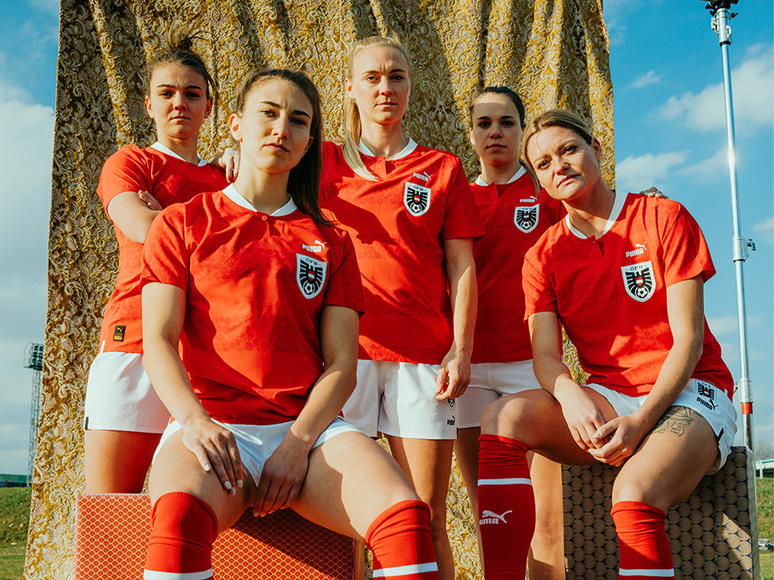 Puma teams online football