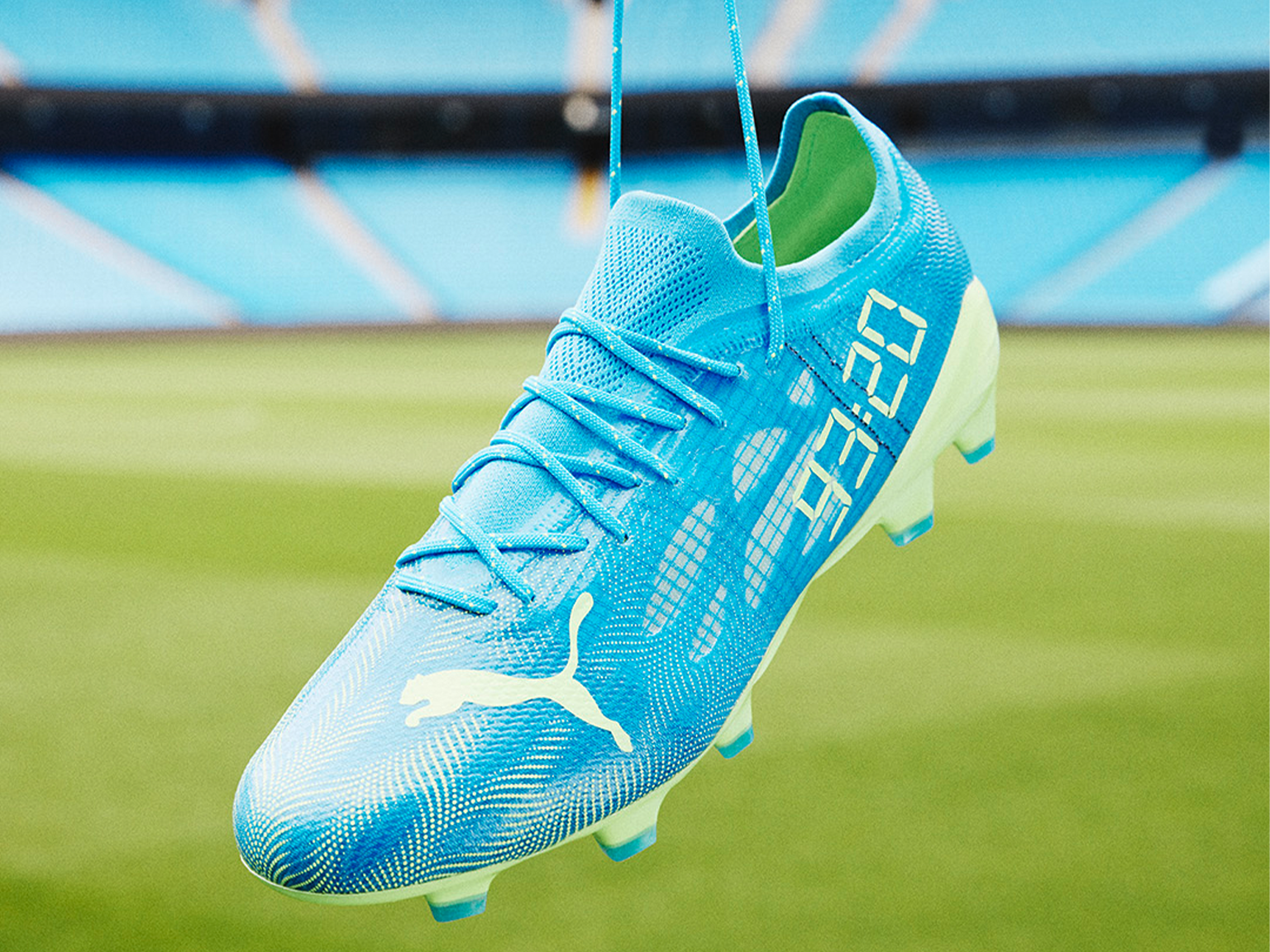 Man city outlet puma football boots