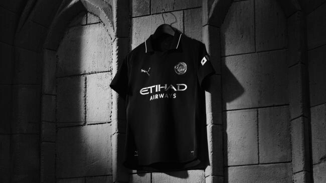 Manchester City Away Kit